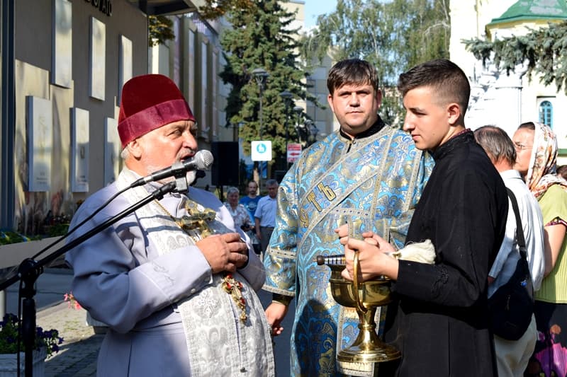 панахида в пам'ять про загиблих героїв у рівному