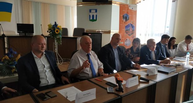 хомко підписав договір з голландцями