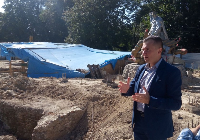 тарас максименко