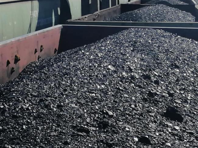 вагони з вугіллям