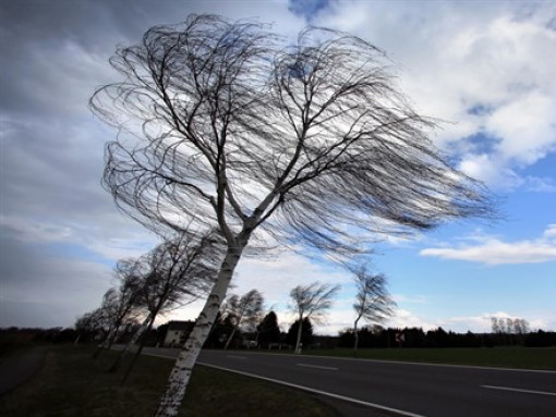 Синоптики оголосили штормове попередження