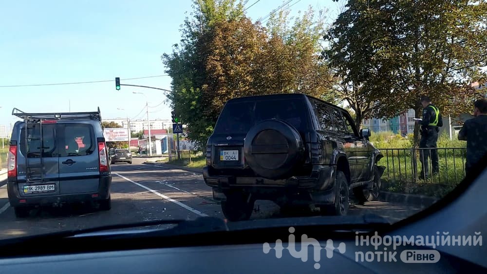 аварія у рівному біля метро