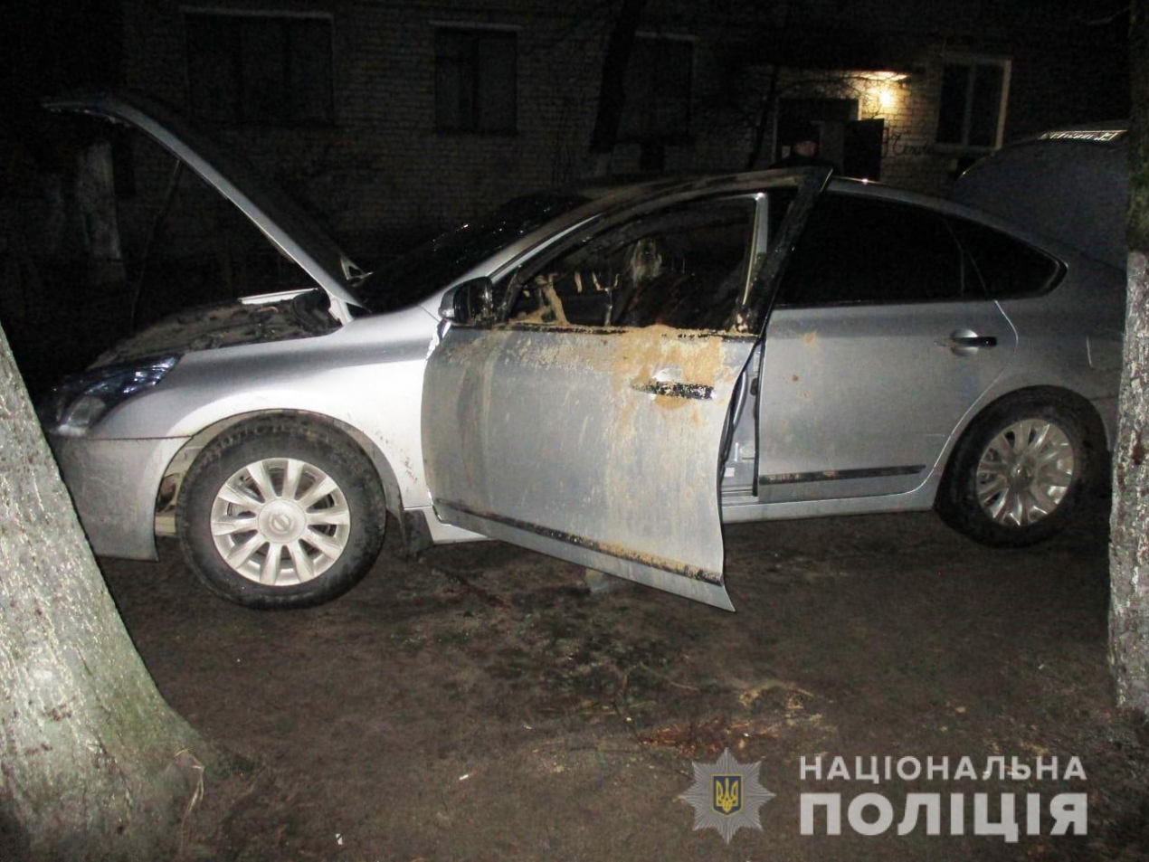 Поліція Рівненщини розслідує підпал авто у Клесові (ФОТО)
