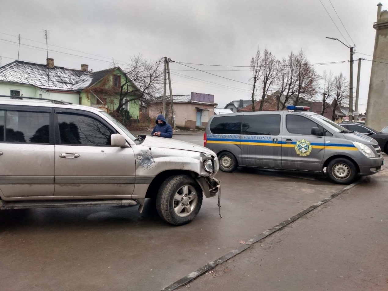 У Дубно поліція вилучила авто підозрюваного у вбивстві (ФОТО)