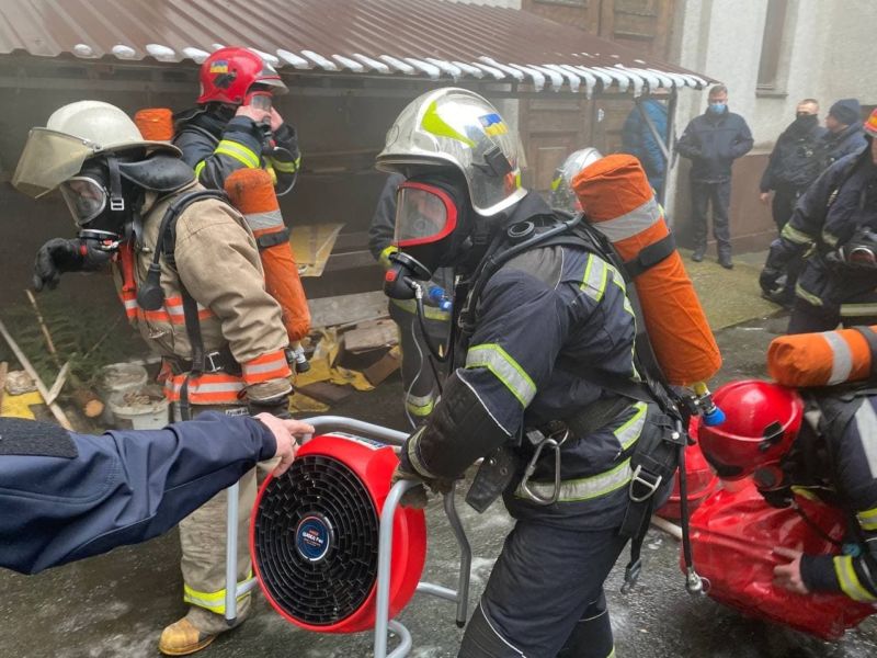 Вистави у Рівненському драмі не відміняли, незважаючи на пожежу